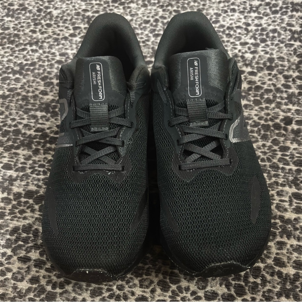 New Balance Black Athletic Running Shoes - Women’s 8.5 - Picture 10 of 15